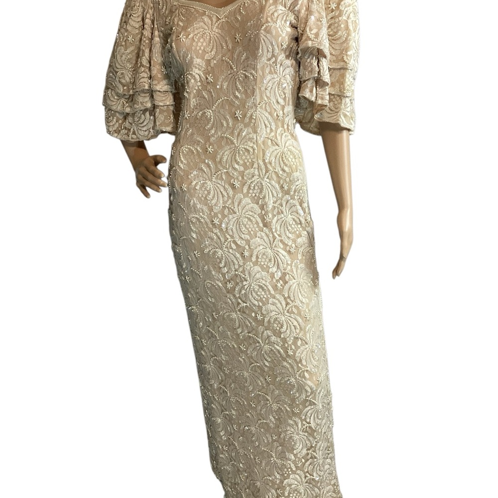 JUDITH ANN CREATIONS BEIGE ELEGANT VINTAGE BEADED SEQUIN DRESS